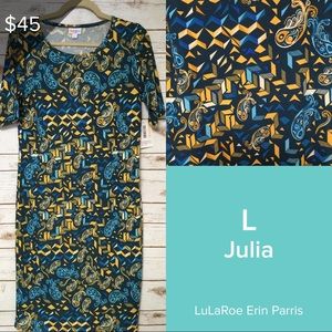 Large LuLaRoe Julia Dress